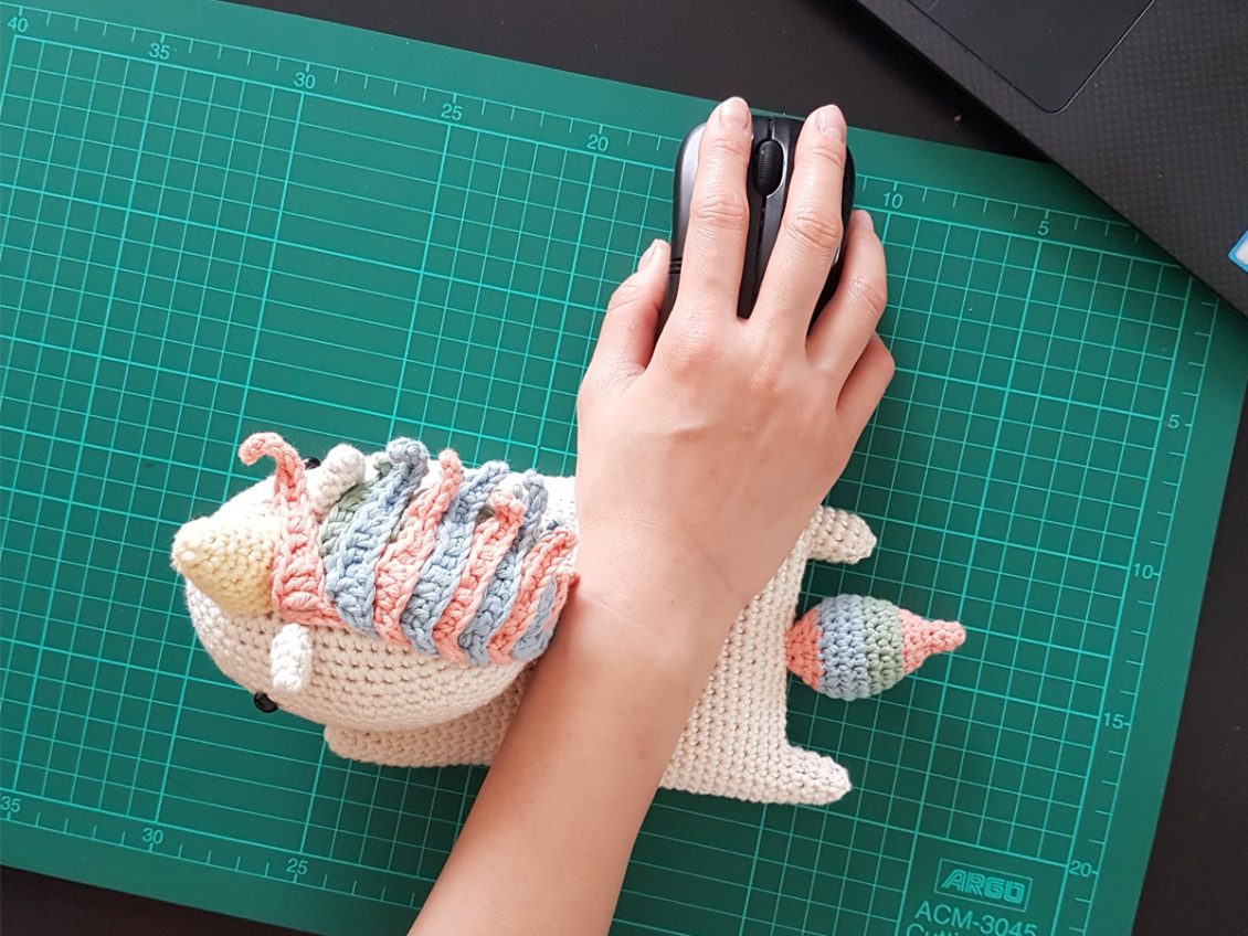 Unicorn Crochet Wrist Rest Cushion (Free Crochet Pattern) – One Zero Crochet
